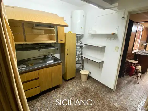 Local en Venta 40 años