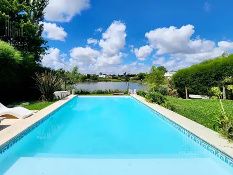 Venta Casa 5 Ambientes a la laguna en Barrio San Marco Villanueva