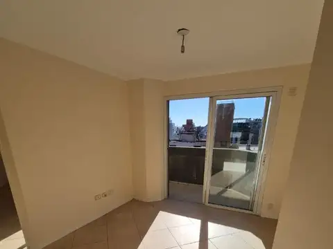 Chacabuco 1000, Piso 12