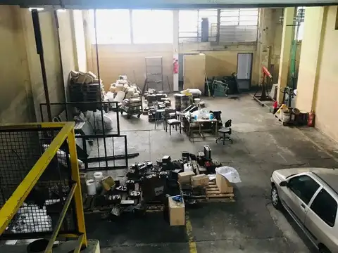 PLANTA INDUSTRIAL, GALPON CON VIVIENDA Y OFICINAS. 1400m2