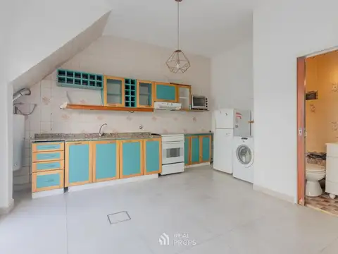 Depto Tipo Casa en Venta 50 años