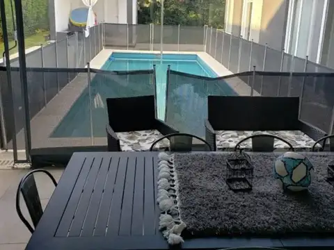 Casa  en Venta en Alamo Alto, Escobar, G.B.A. Zona Norte