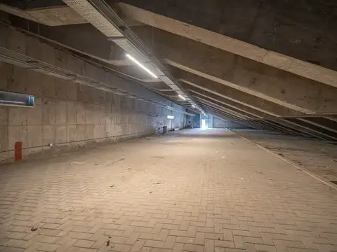 ALQUILER Local comercial. Puerto Madero. 1000m2