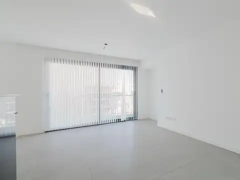 Monoambiente con balcón – 4° piso al contrafrente – Plaza Mitre – MDP