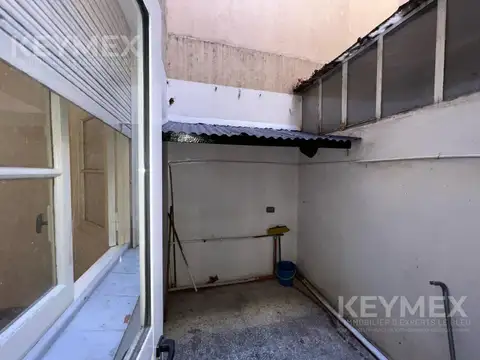 Depto Tipo Casa en Venta en Flores, USD 75.000