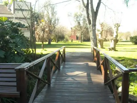 ISLA DELTA ,RIO CARAPACHAY KM 13,5 TIGRE "Las Tarariras"