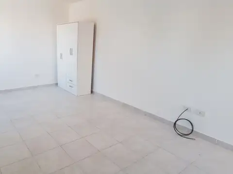 Departamento en Alquiler en Punta Alta, $ 300.000