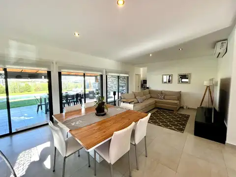 Casa en Venta en El Ensueño, USD 185.000