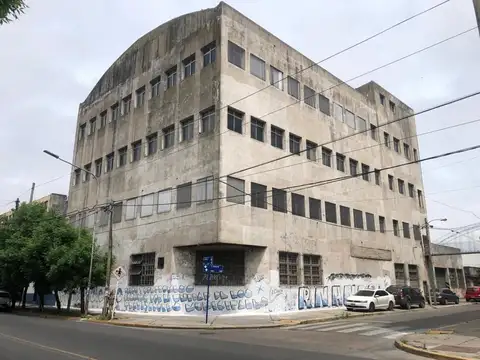 DEPOSITO/GALPON EN VENTA  - Ramos Mejia