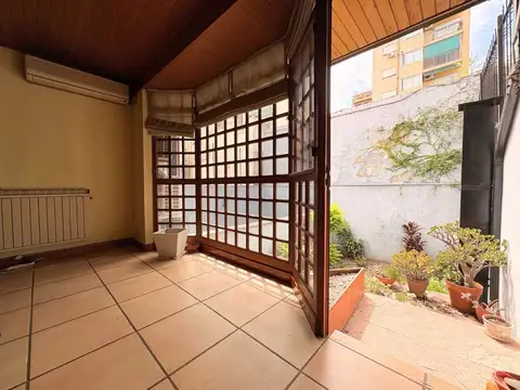 Depto Tipo Casa en Venta con 3 cocheras