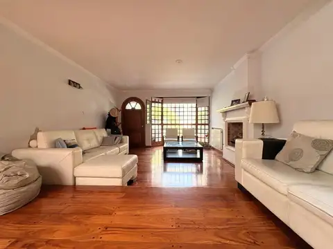VENTA TRIPLEX 4 AMB C/ESCRIT - P.CHACABUCO C/COCH.