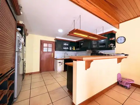 Depto Tipo Casa en Venta en Parque Chacabuco, USD 370.000