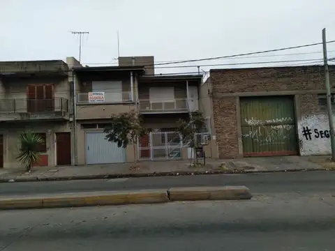 VENTA JUNTOS  O SEPARADOS 4 DEPARTAMENTOS-VILLA BALLESTER