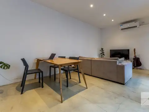 Depto Tipo Casa en Venta 60 años
