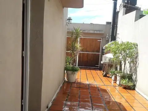 Casa en Venta en Castelar, USD 135.000