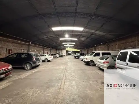 Galpón en alquiler de 800m2 ubicado en La Plata