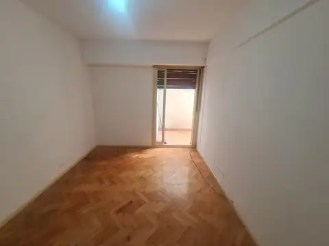 Felipe Vallese 3800, Piso 1