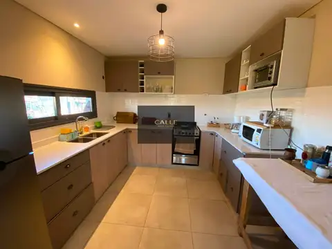Casa en Alquiler de 4 dormitorios