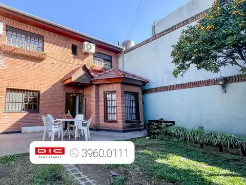 Chalet 4 dormitorios Venta - Saavedra