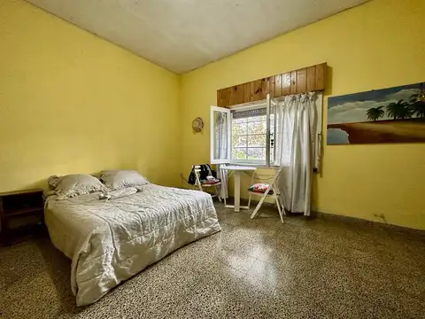 Casa 6 ambientes con 1 baño