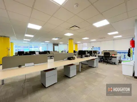 Oficina en Alquiler al Noroeste