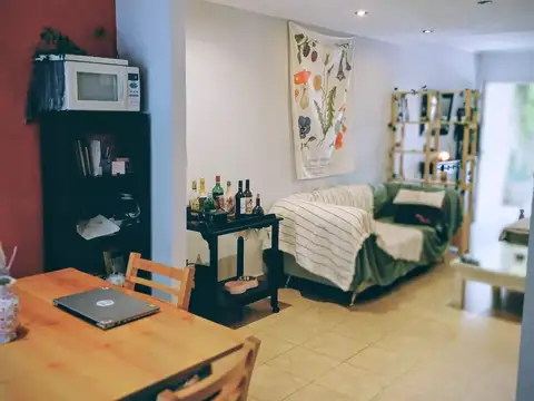 Depto Tipo Casa 5 ambientes con 2 baños