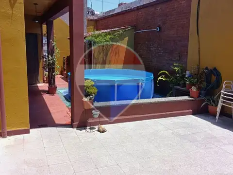 Casa 4 ambientes con 1 baño