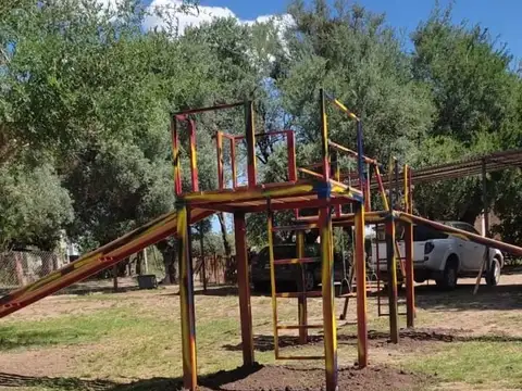 Casa en Venta con 4 cocheras