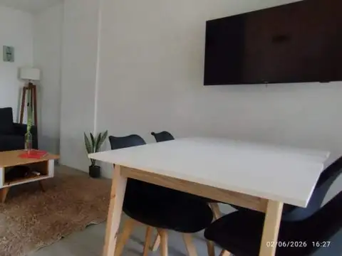 Av. SAN JUAN al 200, SAN TELMO. 2 Ambientes 2 Balcones. Valor incluye expensas y servicios