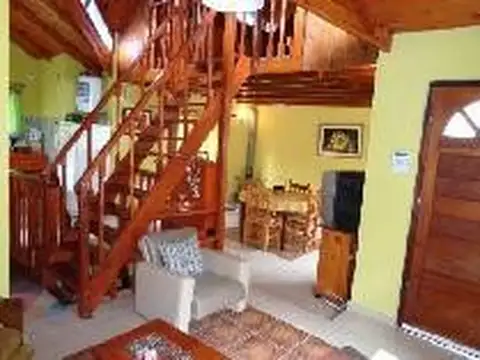 Casa en Alquiler Temporal con 1 cochera