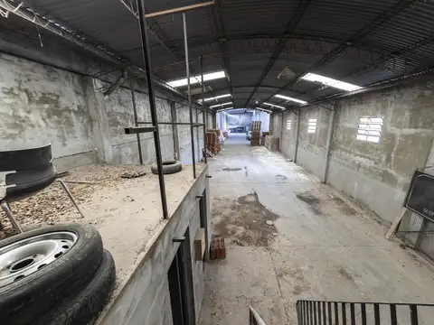 Galpon en Venta 9  mts Frente