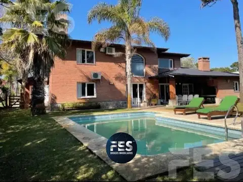 Casa en Pinamar en venta en Pinamar 6 ambientes