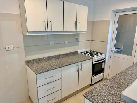 Departamento 5 ambientes con 2 baños