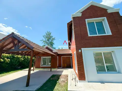 Casa 4 ambientes con 3 baños