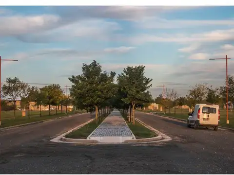 Terreno en Venta 30  mts Fondo