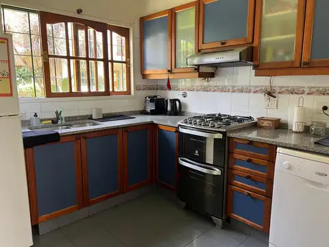Depto Tipo Casa 5 ambientes con 3 baños