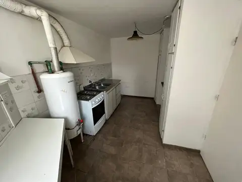 Depto Tipo Casa en Alquiler con 1 cocheras