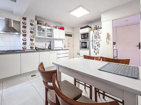 Departamento 4 ambientes con 2 baños