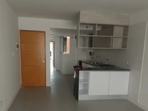 Montevideo 2500, Piso 04