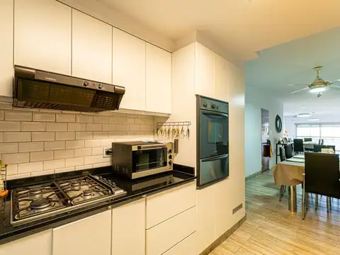 Departamento 5 ambientes con 3 baños