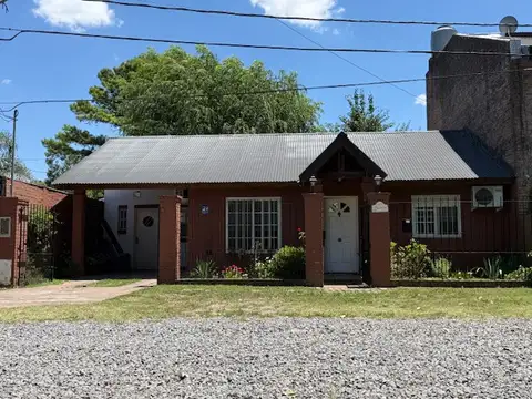 Excelente Casa con planos