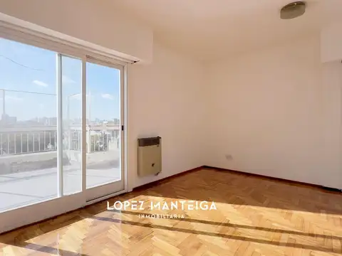 Departamento 3 Ambientes con balcon Venta en Villa Urquiza