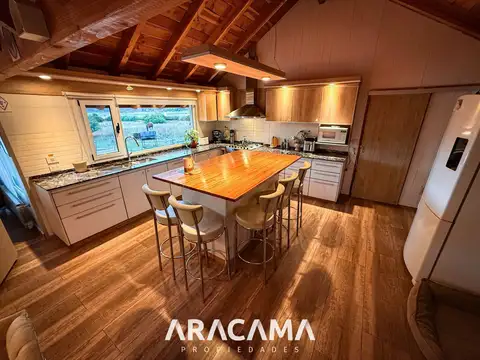 Casa en Venta en Peñon De Lolog, USD 680.000