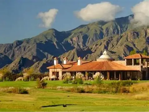 Terreno en Venta 49  mts Fondo