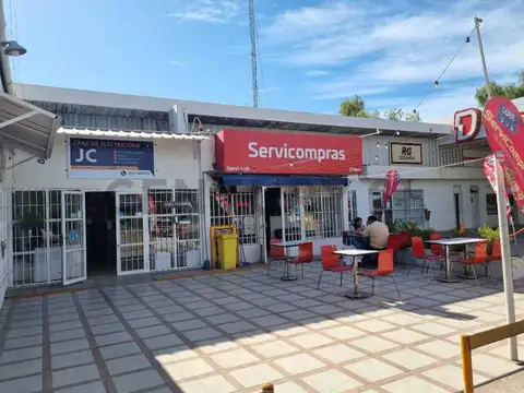 Mathus Hoyos 7400, Piso 0