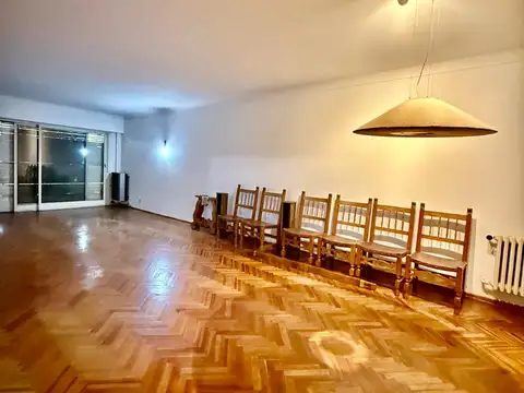 Corrientes 900, Piso 1