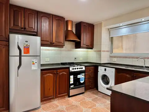 4 AMBIENTES CON BALCON TERRAZA - PLAZA COLON