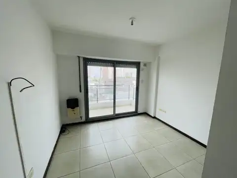 Departamento en Venta 1 Dormitorio con doble Balcón - Lourdes