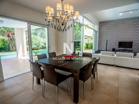 Casa en Venta en Jaguel Del Esquinero, USD 1.815.000