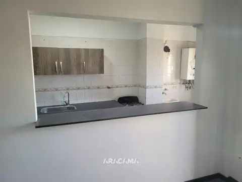 Departamento en Alquiler en Monte Grande, $ 800.000